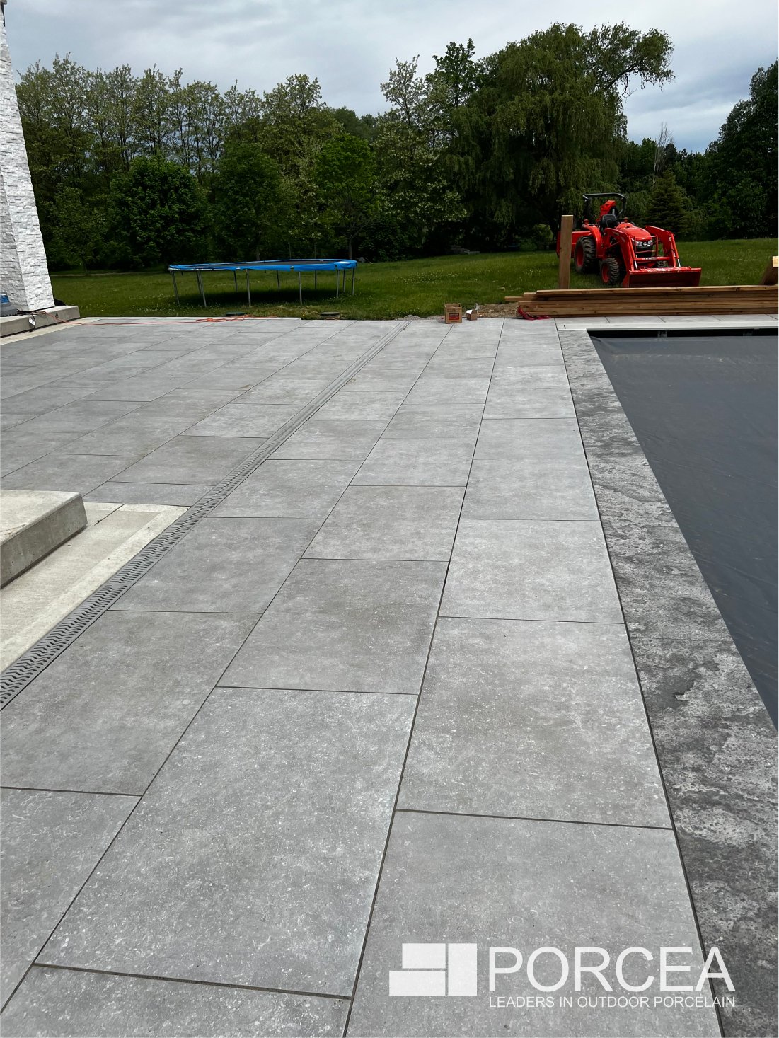 Porcea Moongrey L-L-Coping
